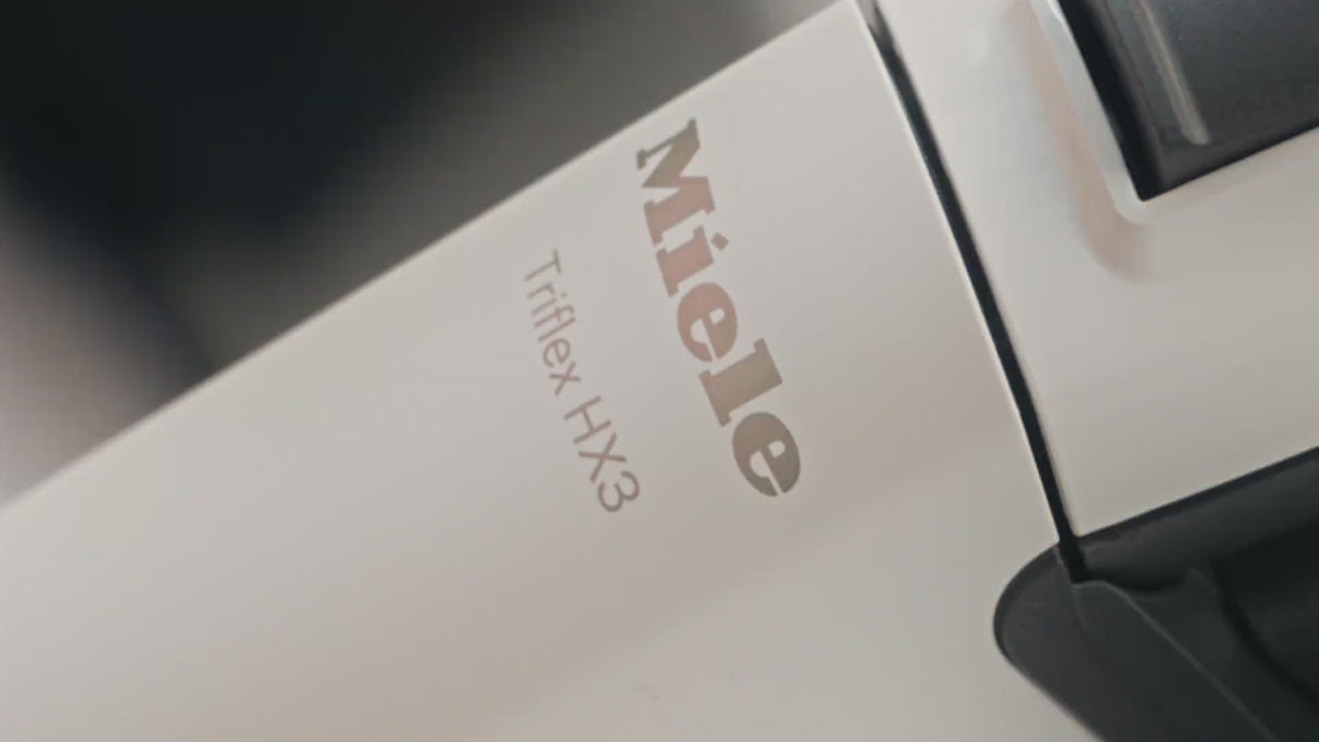 Miele Triflex HX3 White